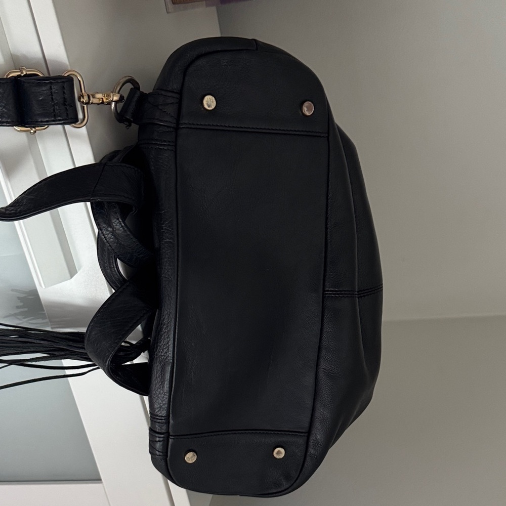 Lily Jade  Shaylee Classic Black Leather diaper bag - Picture 13 of 14